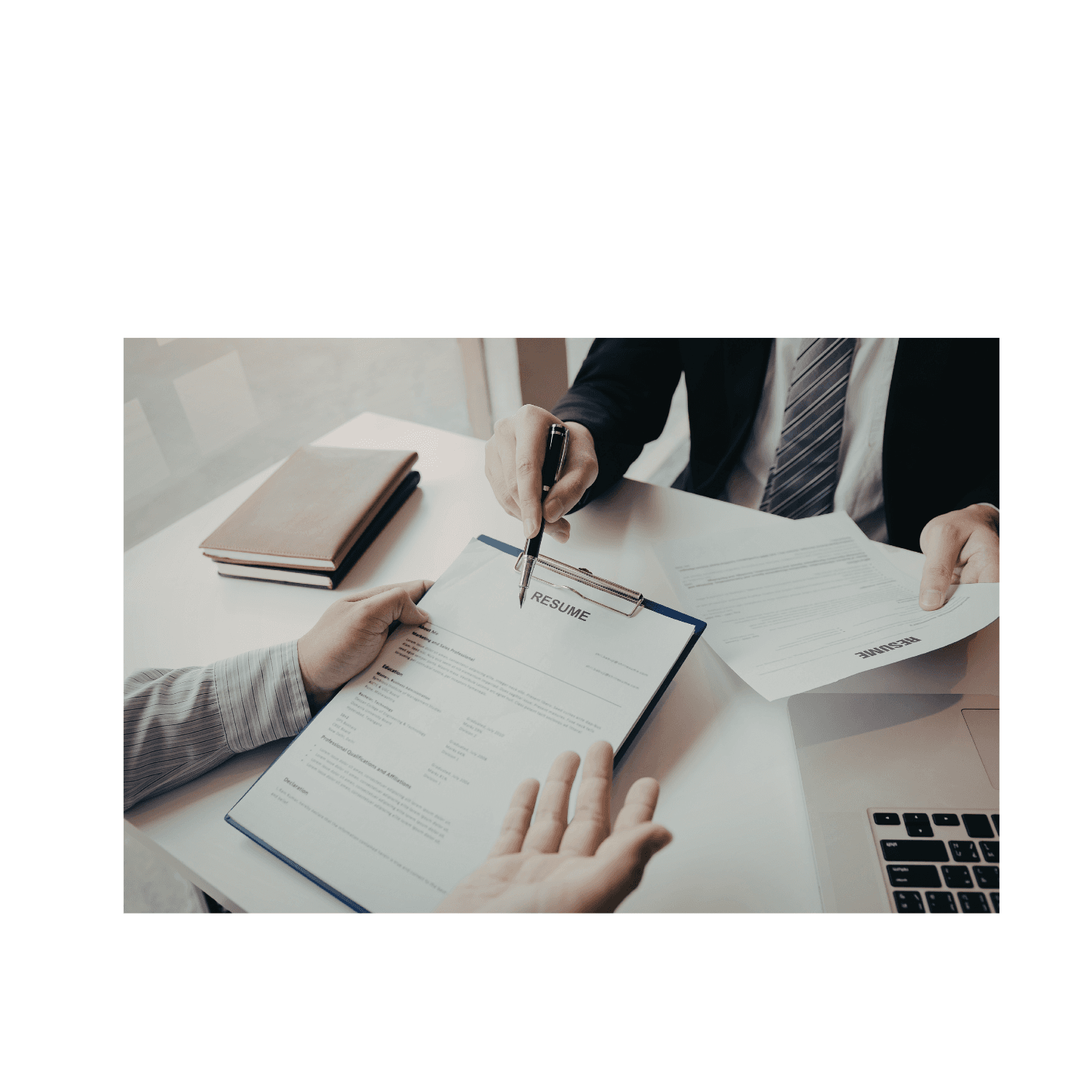 9 Resume Errors That Instantly Kill Your Application